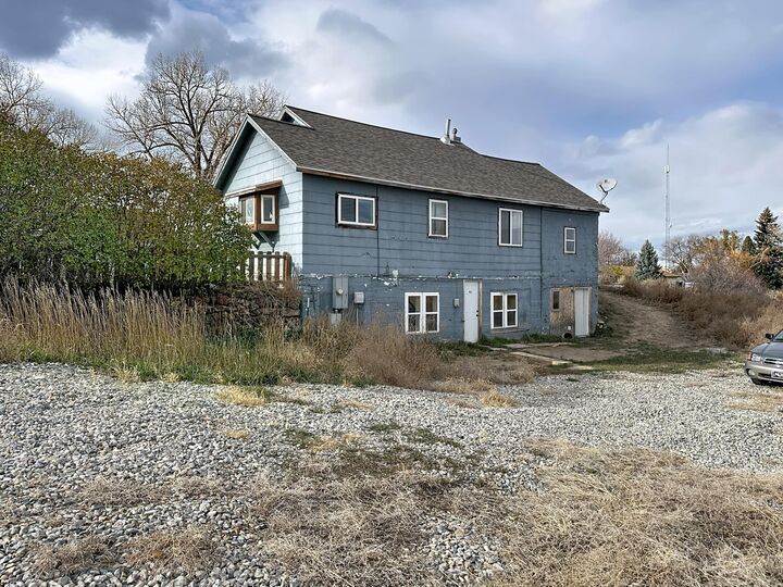 Property Photo: 107 N Tisdale Avenue WY 82834