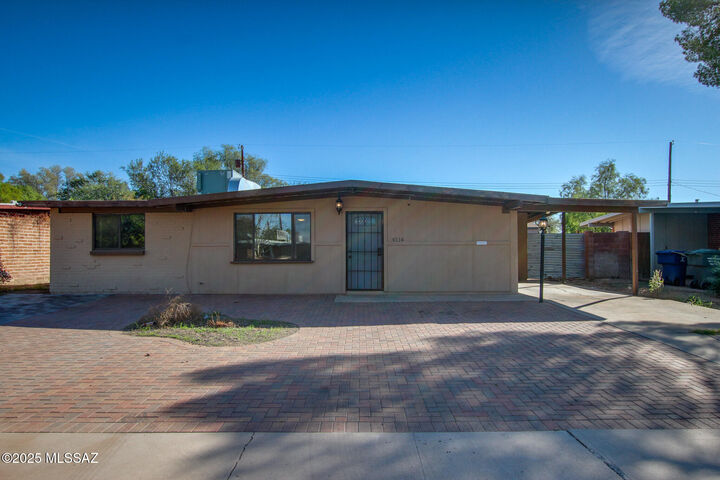 4114 N Lange Avenue  Tucson AZ 85705 photo