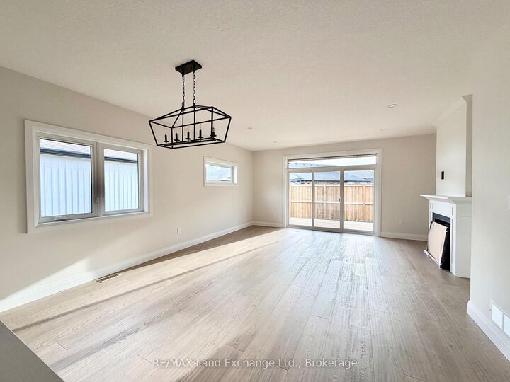 Property Photo: 155 Westlinks Drive ON N0H 2C3