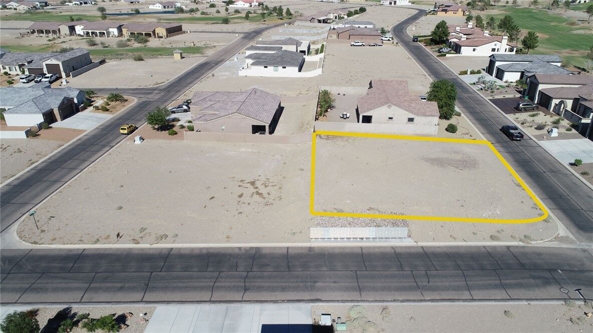 Property Photo:  225-71-057 S Via De Oro  AZ 86426 