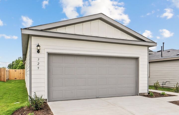 Property Photo:  329 Sullivan Way  TX 78621 