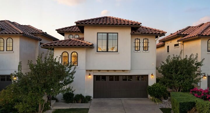 Property Photo: 205 Honey Creek Court TX 78738