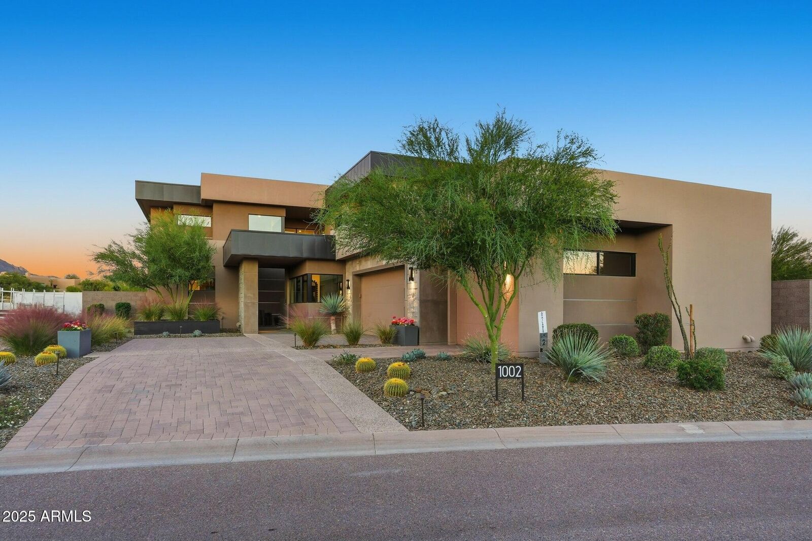 Property Photo: 37200 N Cave Creek Road 1002 AZ 85262