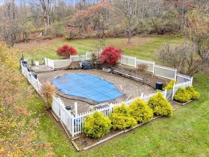 Property Photo:  589 S Apalachin Road  NY 13732 