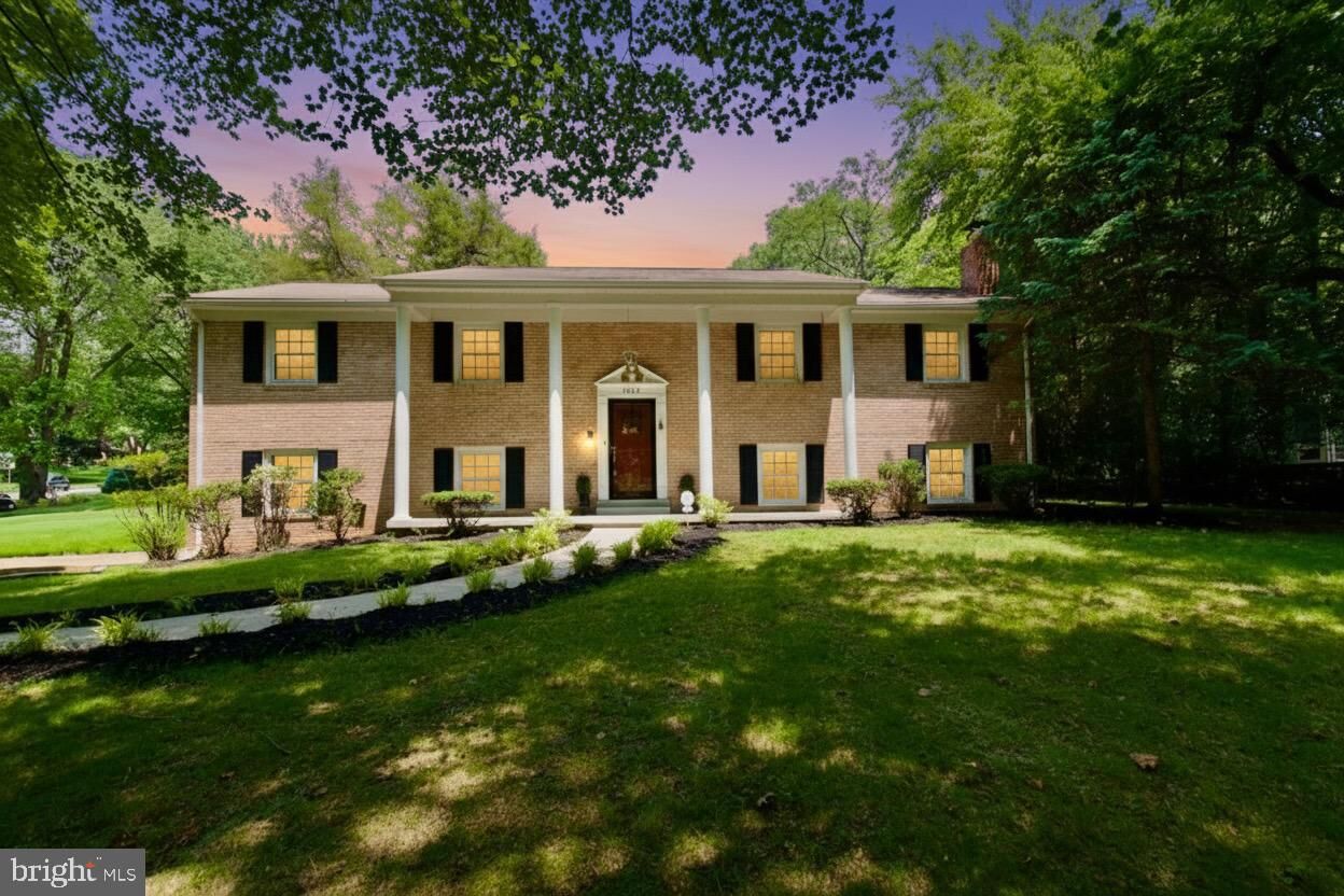 Property Photo:  7409 Range Road  VA 22306 