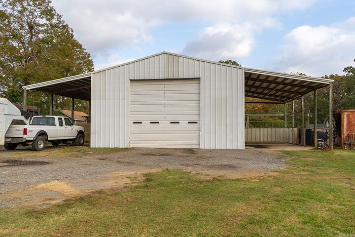 Property Photo: 2209 Old Military Rd AR 72076