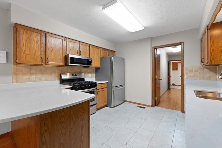 Property Photo:  1706 Monroe Ave  AR 72653 