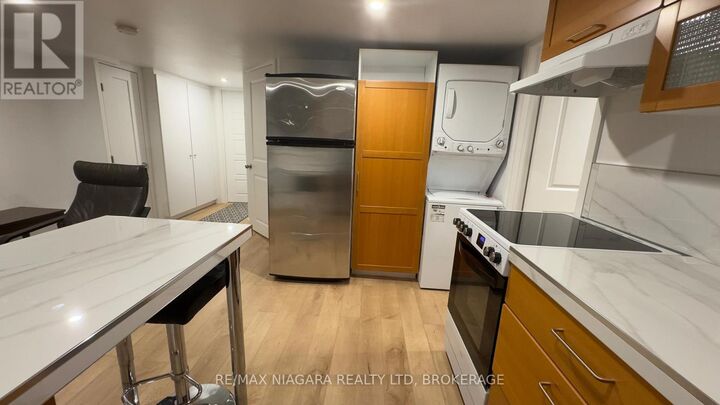 Property Photo: 4992 McRae Street B ON L2E 1P1