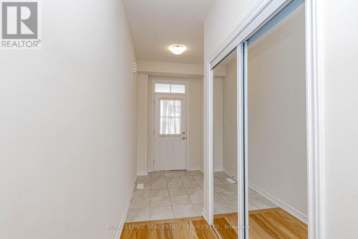 Property Photo:  96 Explorer Way West  ON L2V 0K3 