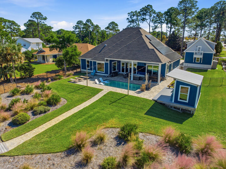 Property Photo:  5 Bayshore Drive  FL 32550 