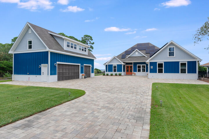 Property Photo:  5 Bayshore Drive  FL 32550 