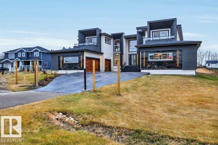 Property Photo: 26409 Twp Rd 532A 48 AB T7X 0W7