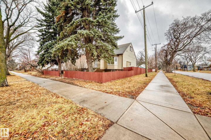 Property Photo: 10994 129 Street NW AB T5M 0Y1