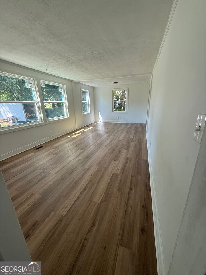 Property Photo: 1615 Engle Drive GA 31211