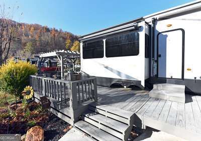 Property Photo:  185 Heavenly Drive  GA 30512 