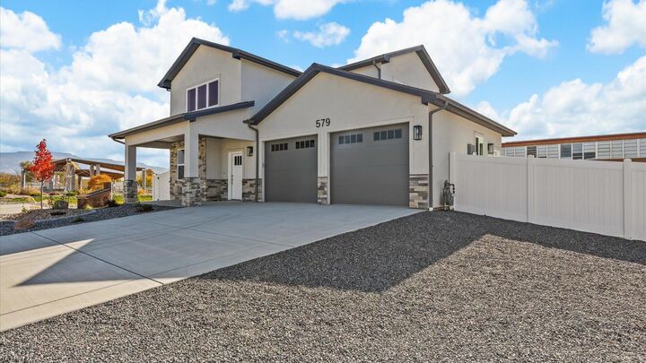 Property Photo:  579 Fledgefield Drive  CO 81504 