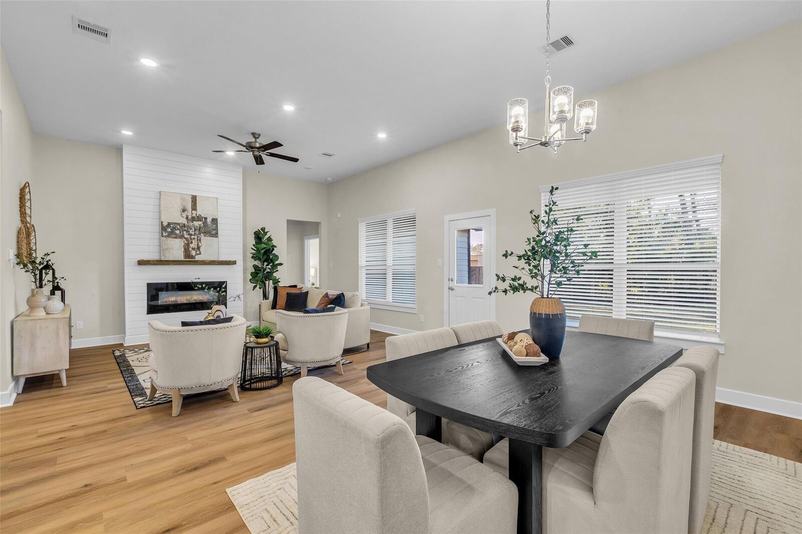 Property Photo: 12341 N Chestnut Hills Drive TX 77303