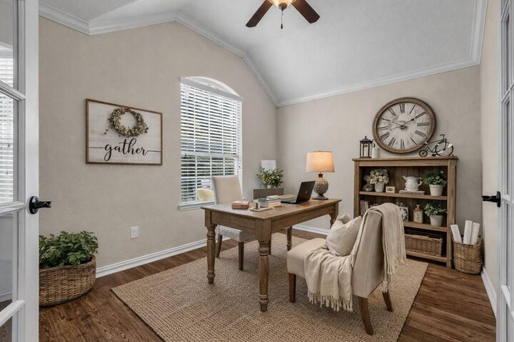 Property Photo: 9023 S Comanche Circle TX 77378