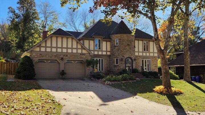 8019 W 113th Street  Overland Park KS 66210 photo