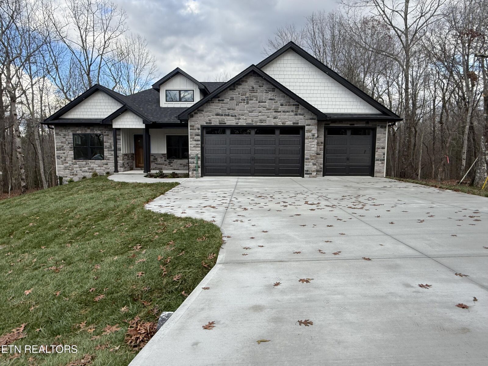 Property Photo:  605 Westchester Drive  TN 38558 