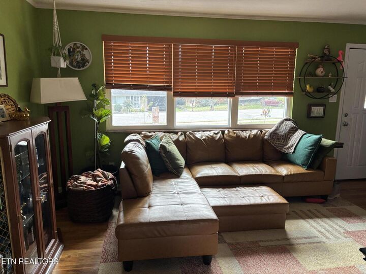 Property Photo:  525 Tipton Ave  TN 37920 