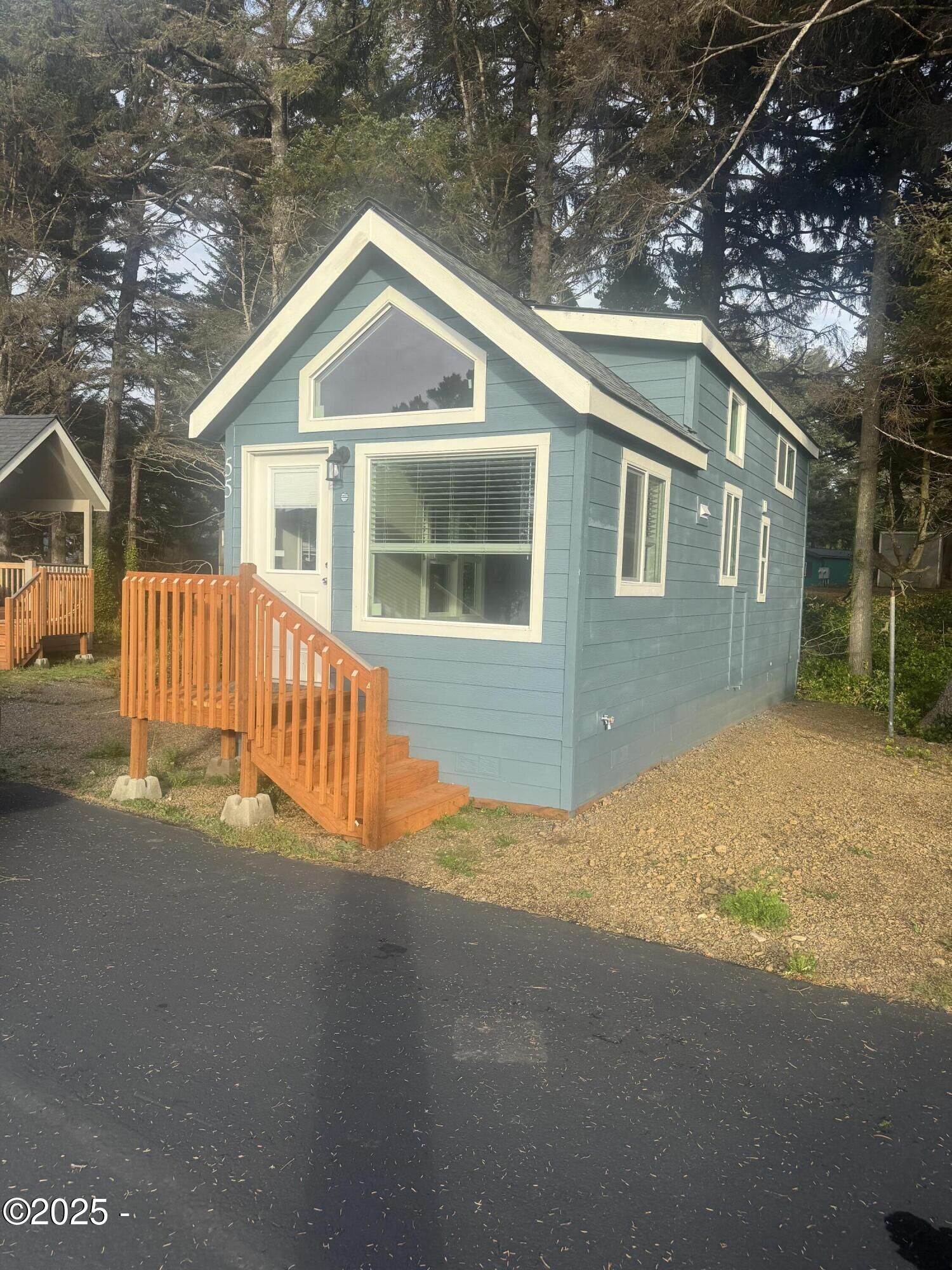 Property Photo: 4875 N Hwy 101 55 OR 97341