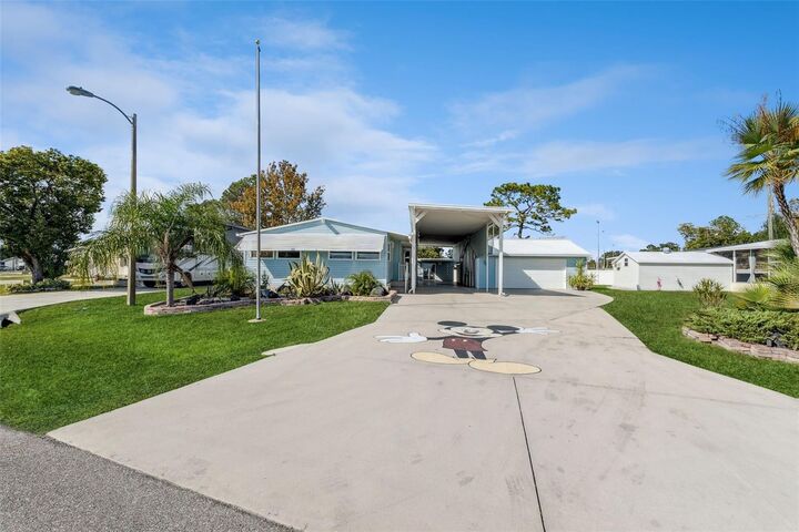 Property Photo: 5010 Northshore Drive FL 33868