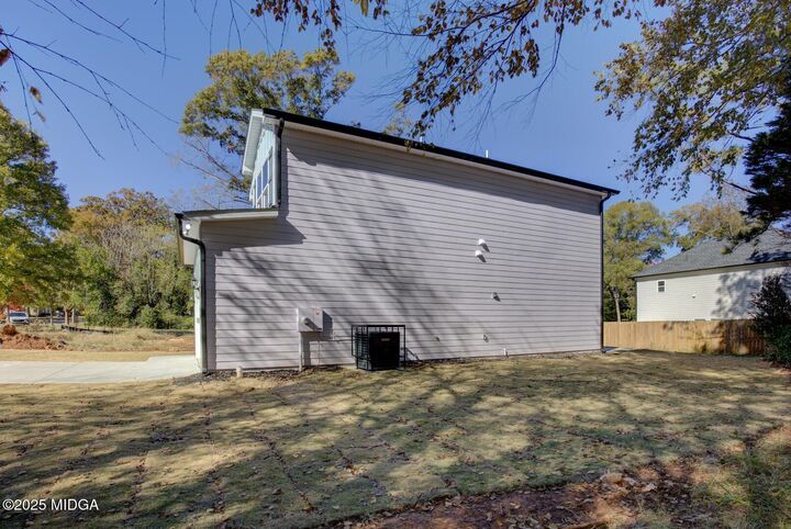 Property Photo:  523 E Chappell Street  GA 30223 