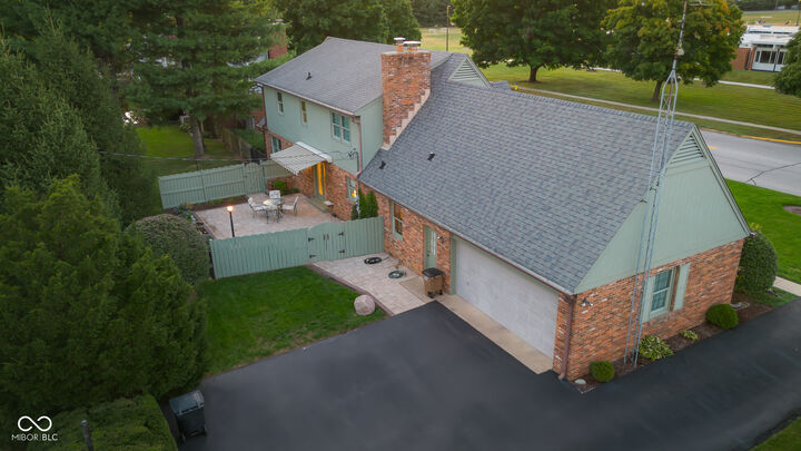 Property Photo: 1411 Parkside Drive IN 47203