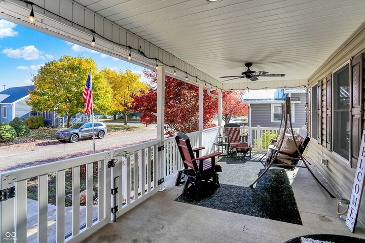 Property Photo:  408 Columbia Avenue  IN 46072 