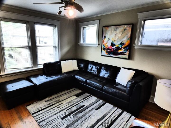 Property Photo: 4510 Wichita Avenue 2E MO 63110