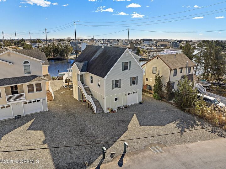 Property Photo:  56 Flax Isle Drive  NJ 08087 