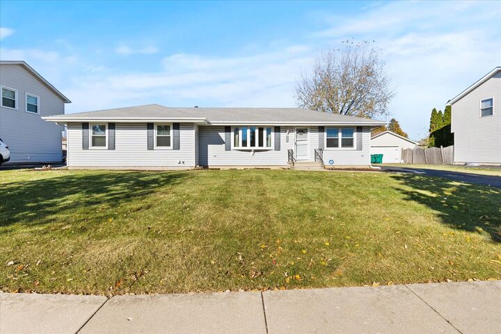 6507 Goldhaber Lane  Plainfield IL 60586 photo