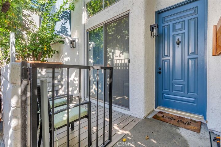 Property Photo:  12334 Chandler C  CA 91607 