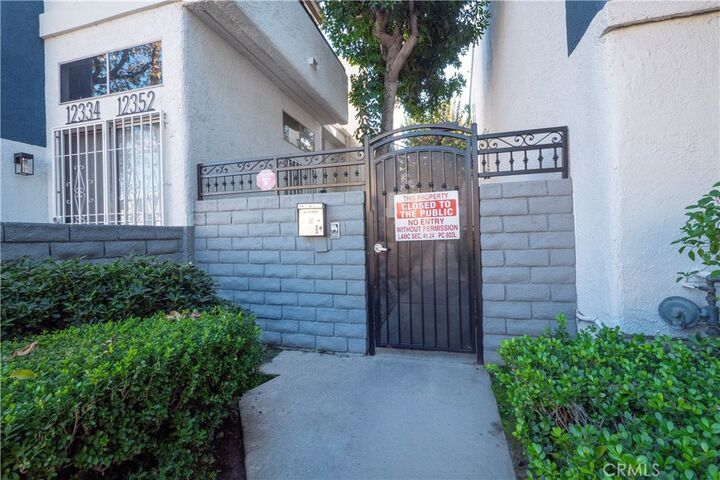 Property Photo:  12334 Chandler C  CA 91607 