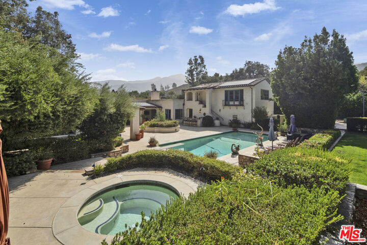 Property Photo:  1487 Meadowcrest Circle  CA 92882 