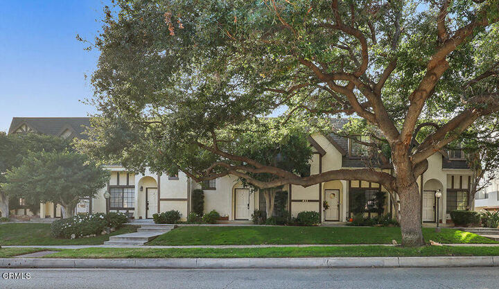 511 S El Molino Avenue 6  Pasadena CA 91101 photo