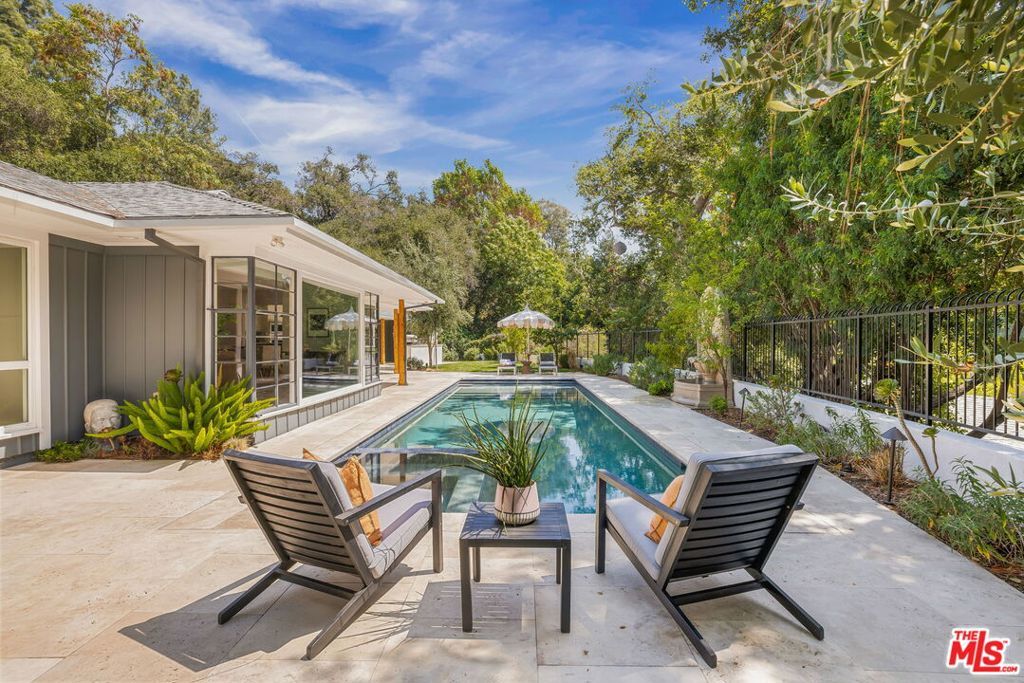 Property Photo:  11349 Canton Drive  CA 91604 