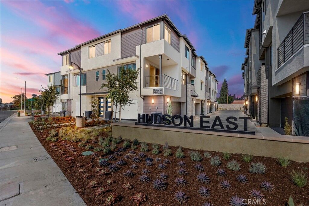 Property Photo: 1664 Via De La Luna CA 92870