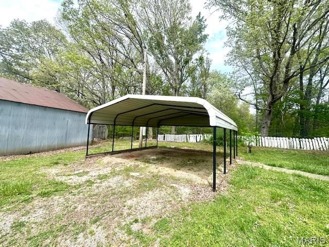 Property Photo:  18868 Chickadee Drive  MO 63764 