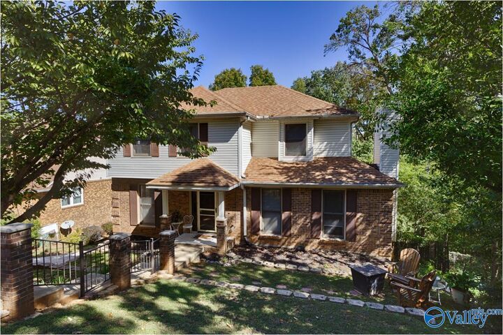 10115 Skylark Drive  Huntsville AL 35803 photo