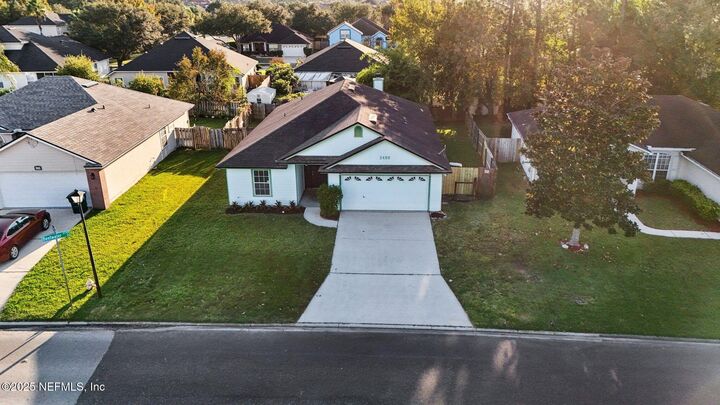 Property Photo: 2498 Bentwater Drive W FL 32246