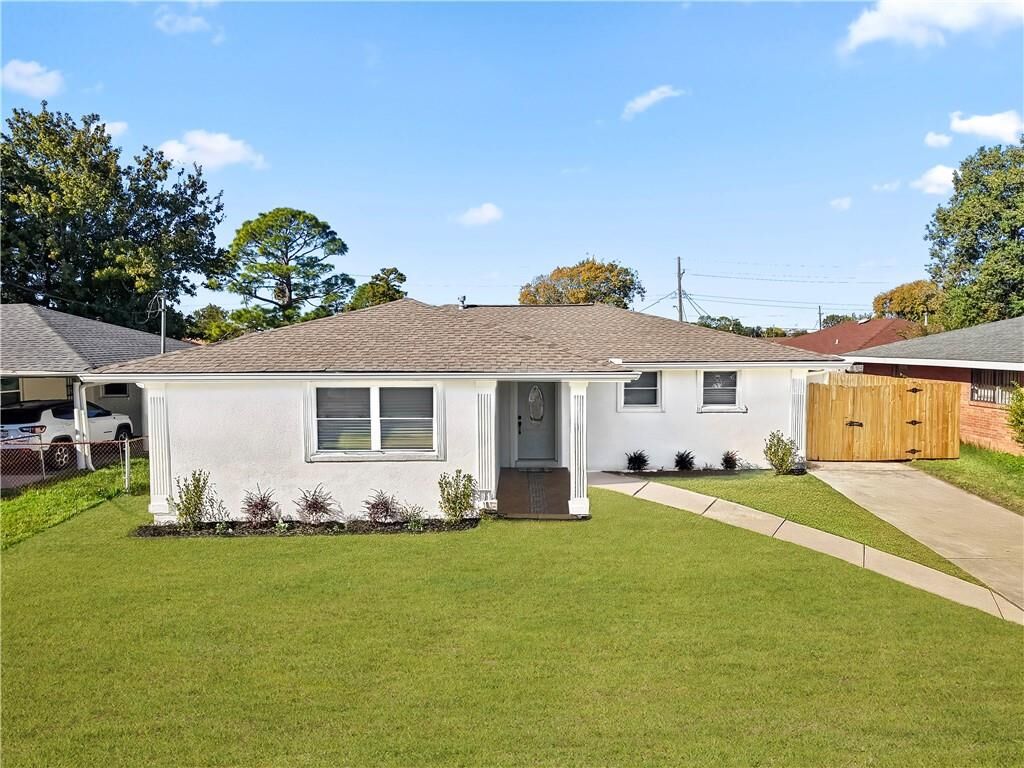 Property Photo:  4718 Hauck Drive  LA 70127 