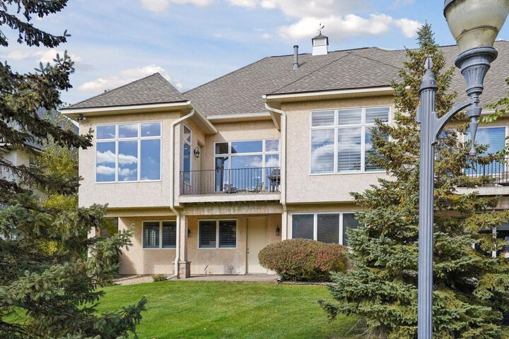 Property Photo: 160 Stonebridge Road MN 55118