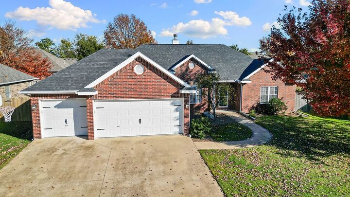 Property Photo: 603 Drake Street AR 72712