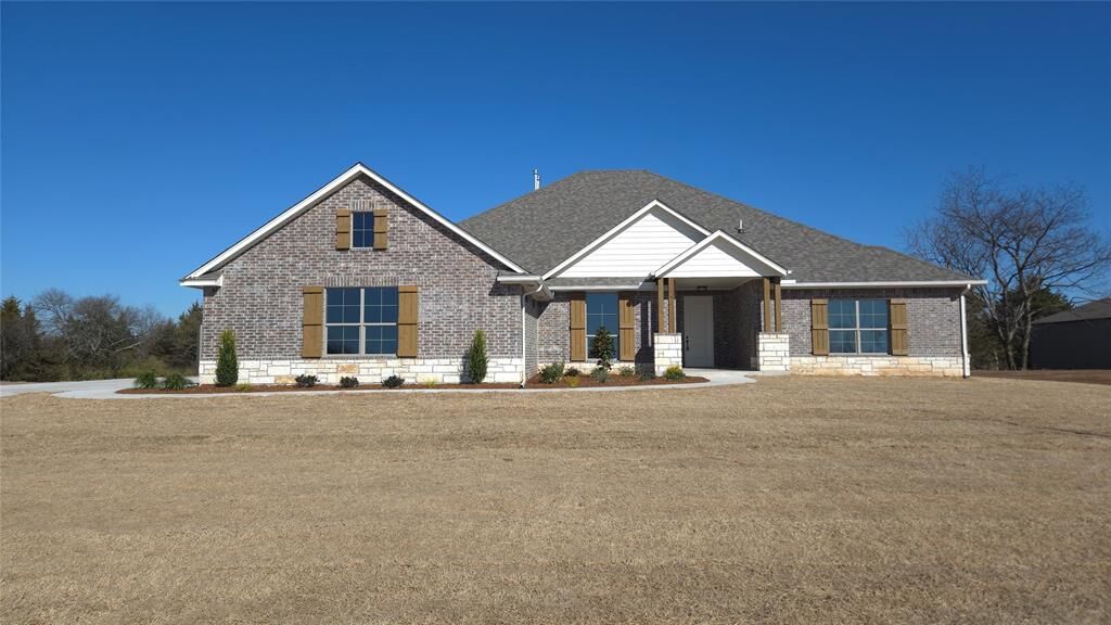 Property Photo:  10016 Gentry Crossing  OK 73169 