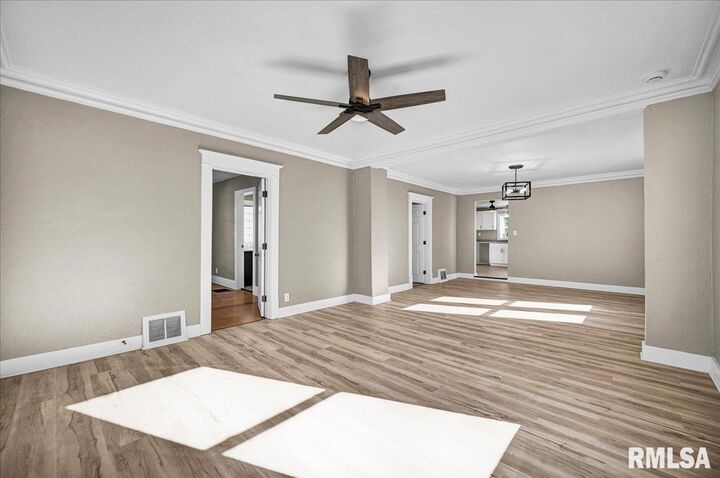 Property Photo: 320 Christopher Street IL 61554