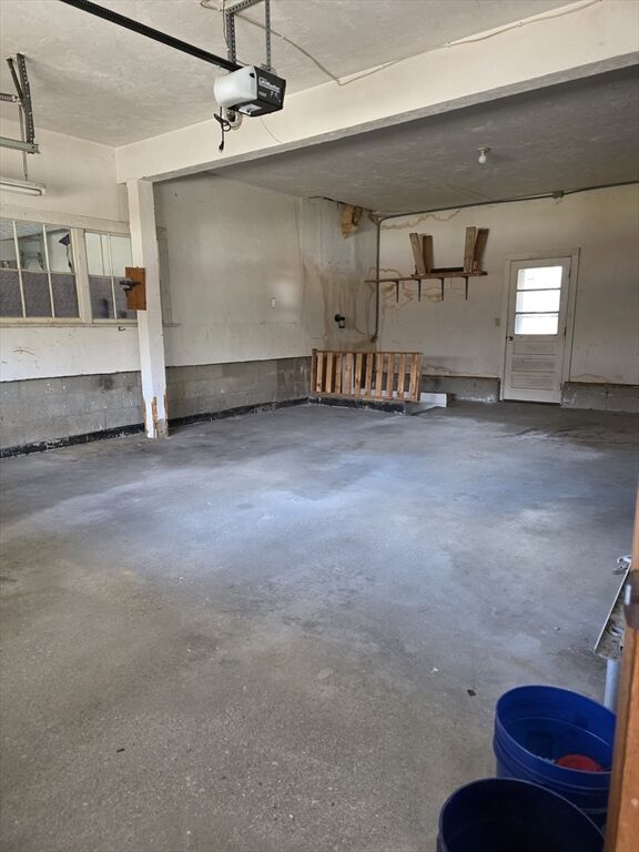 Property Photo: 3 Jacobson Dr 2 MA 01501