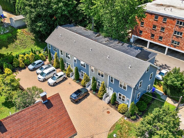 Property Photo:  8 Tremont Pl 8  MA 02135 