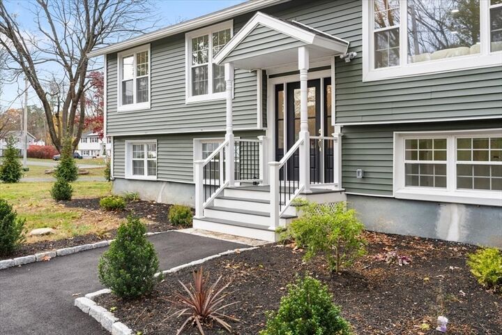 Property Photo:  5 Munroe Way  MA 01821 